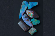 Pereghy Opals
