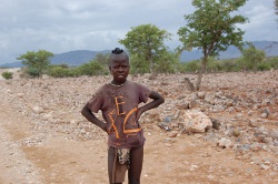 Himba Junge